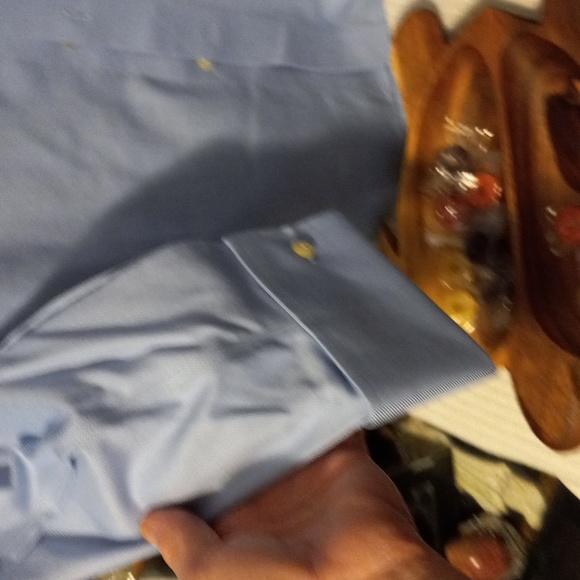 Bannana Republic men button down shirt - Picture 3 of 5